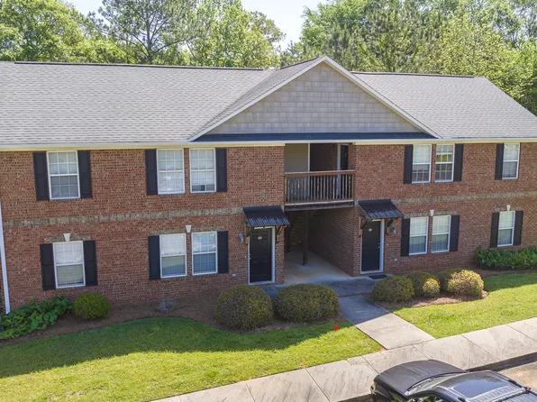 Ivey League Estates