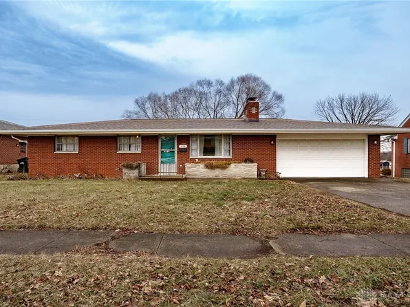 456 Pinehill Ct, Dayton, OH 45431