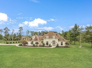 31064 Old Todd Rd, Lacombe, LA 70445