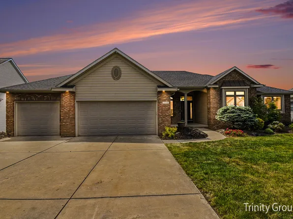1554 Ponstein Dr, Hudsonville, MI 49426