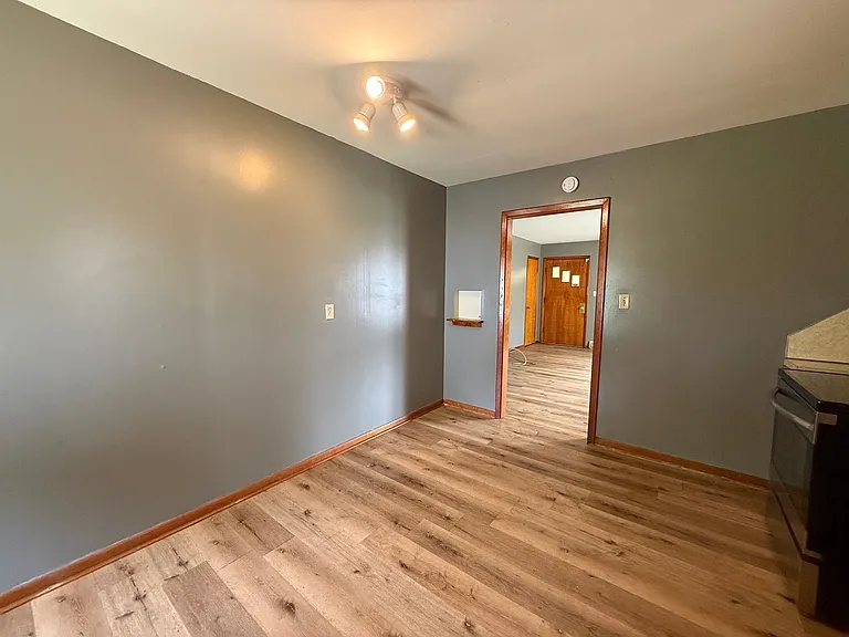 2051 N Main St — Photo 6