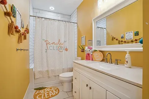 347 Bluff St #2 — Photo 15