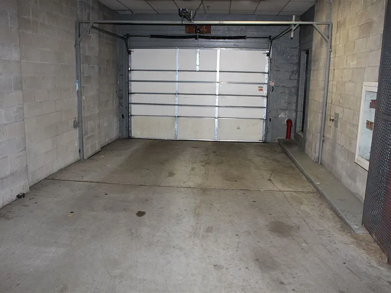 6713 Polk St #6 — Photo 37