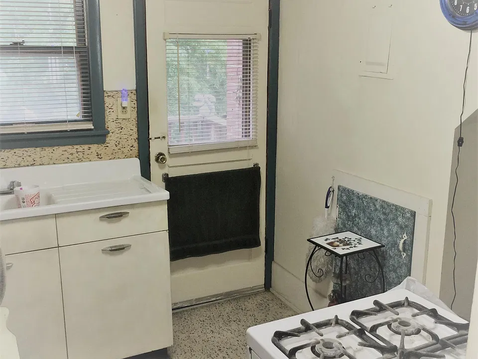 Door from Kitchen to private "tree house" deck!