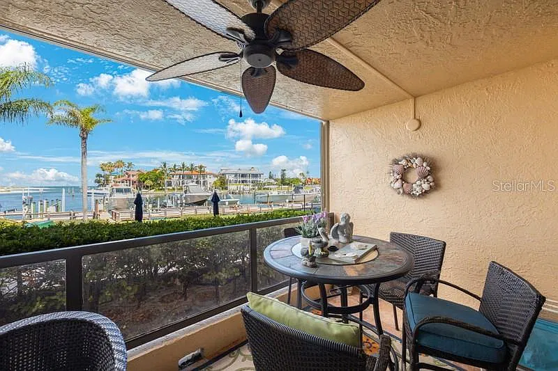 2 bed, 2.0 bath, 1250 sqft, $2,800 — Photo 3