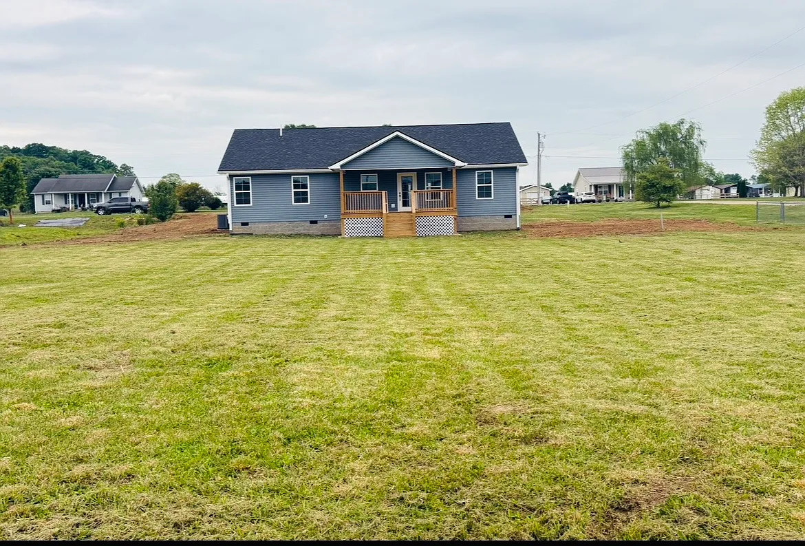 Spring Meadows Dr, Jeffersonville — Photo 2