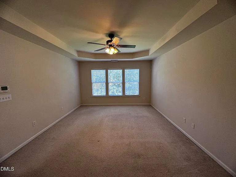 3303 Colorcott St — Photo 9