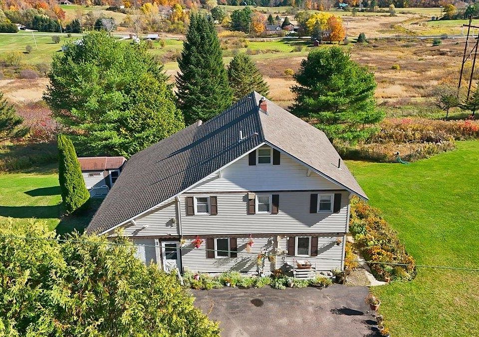 1st image of 84 Chaloux Lane