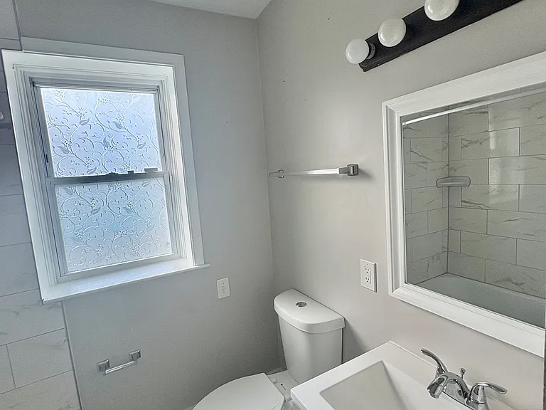 5402 Summerfield Ave — Photo 3