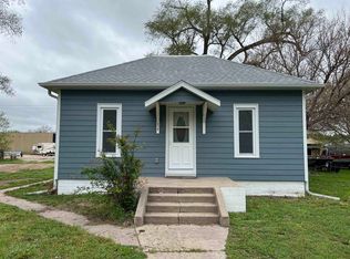 616 Park Ave, Cambridge, NE 69022