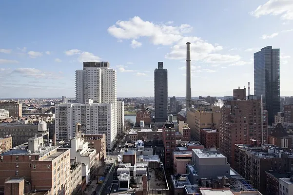 Rented by Olshan Realty | media 7