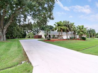 3060 SE Darien Road, Port St Lucie, FL 34952