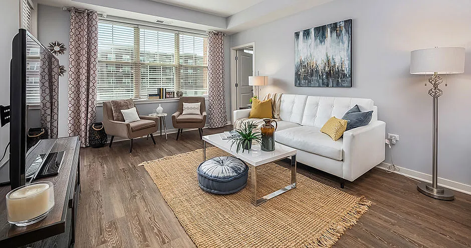 The Residences of Orland Park Crossing — Photo 3