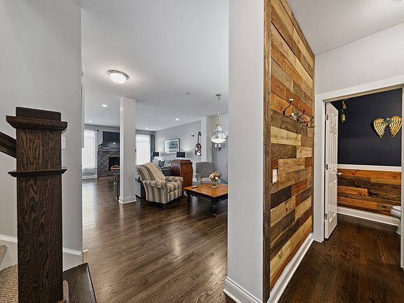 3rd image of 6102 Flagg Creek Ln