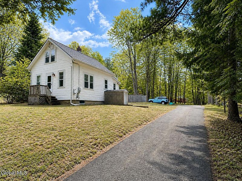 2nd image of 148 Elliot Road