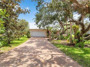 4443 Robin Hood Trl W, Sarasota, FL 34232
