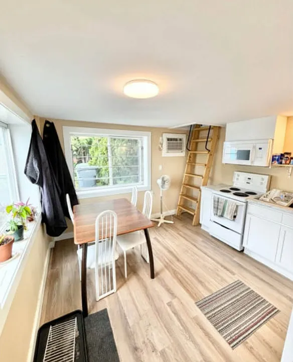 1899 Lincoln Rd #3