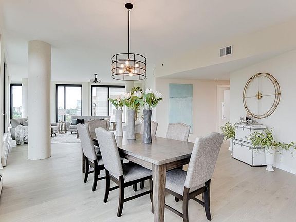 3rd image of 1240 2nd St S #1603