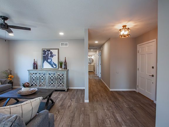 3rd image of 3417 Stonehenge Dr
