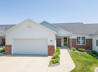 3220 N Barkwood Ln, Appleton, WI 54914