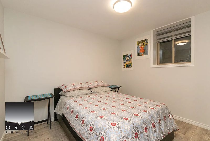 North Vancouver Apartment for rent - 2 Bedrooms — photo 5