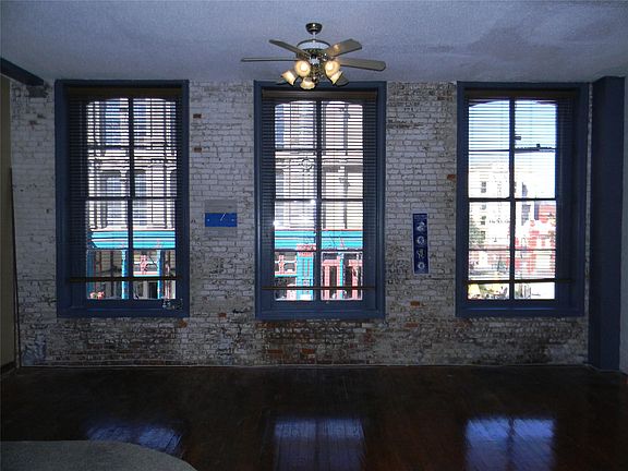 2nd image of 2315 Strand St Ste 2A
