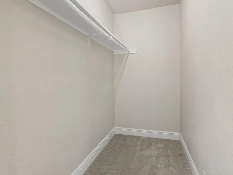 216 Bearle St — Photo 15