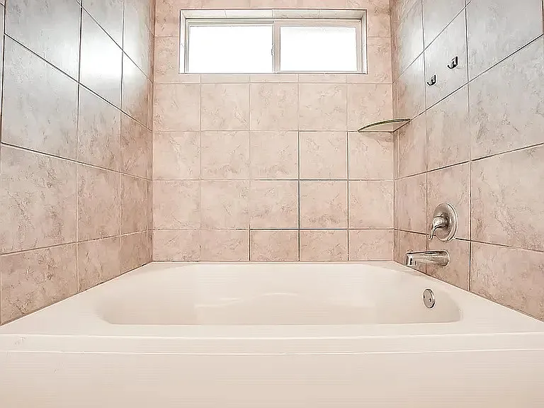 5407 Two Brothers Ln — Photo 6