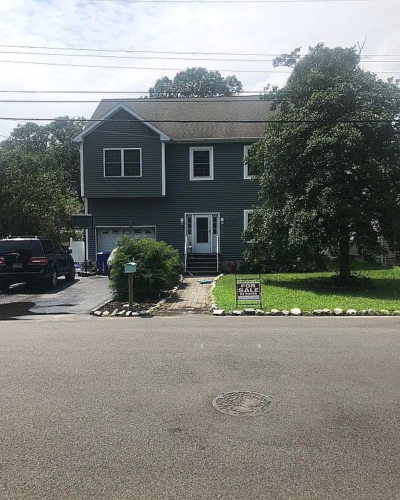 1st image of 114 Swan Blvd