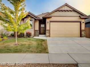 2953 NE Flagstone Ave, Bend, OR 97701