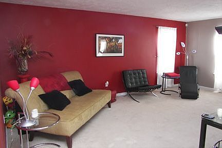 4th image of 94 Settlers Ln