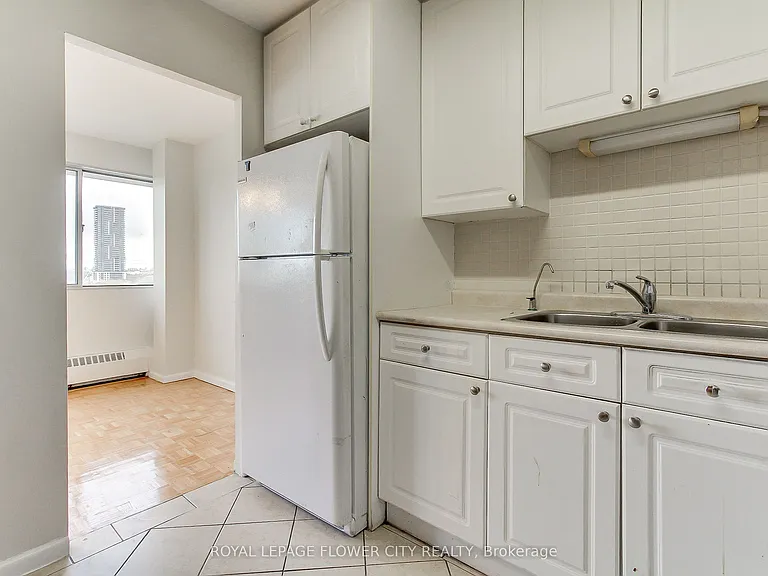 10 Sunny Glen Cres #909 — Photo 15