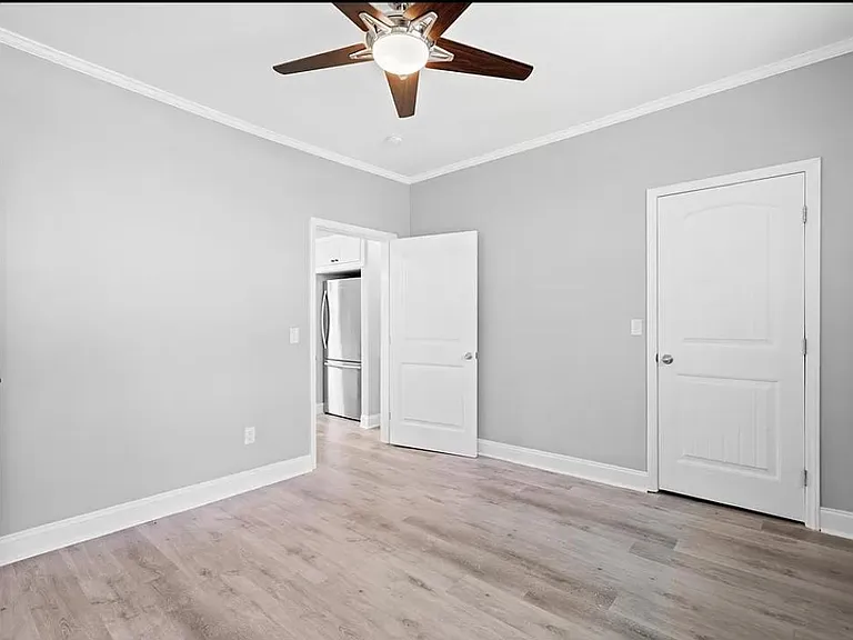 51 N Main St — Photo 10