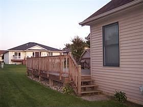 4th image of 402 Kingston Dr