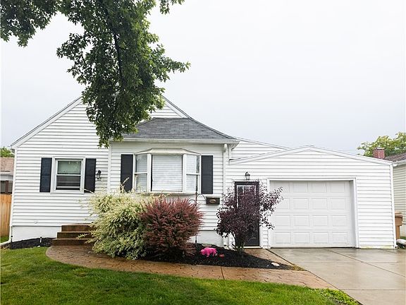 2nd image of 63 Sprucewood Dr