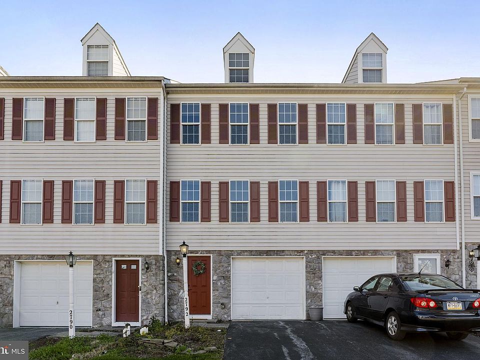 1st image of 2792 Woodmont Dr