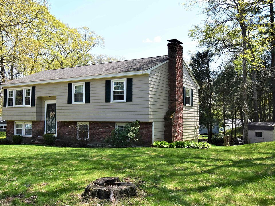 2nd image of 17 Parsons Way