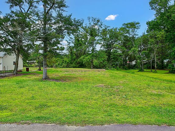 3rd image of 2958 Darrell Drive SW