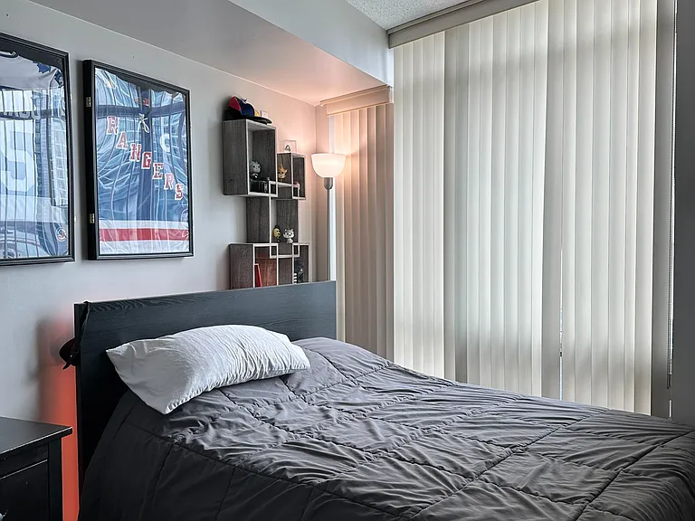 373 Front St W #2305 — Photo 9