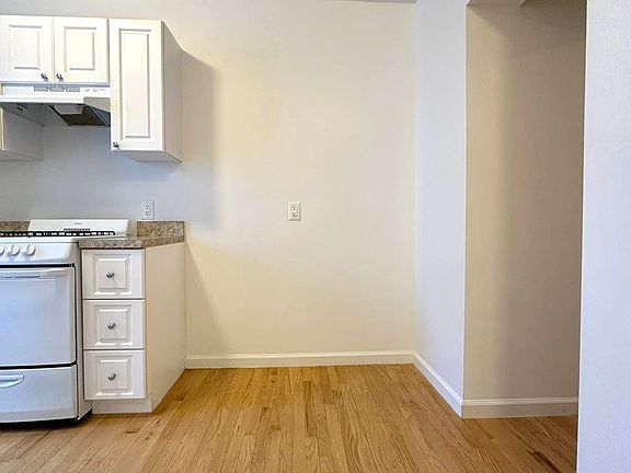 4th image of 419 E 64th St APT 5J