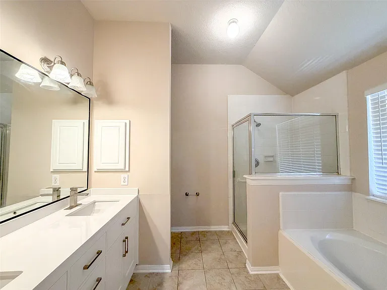 2131 Scenic Hollow Ct — Photo 17