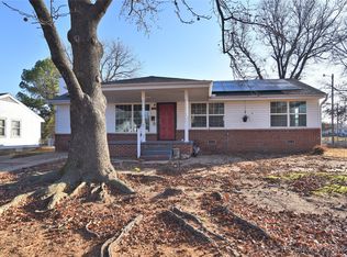 1965 S Scott St, Sapulpa, OK 74066