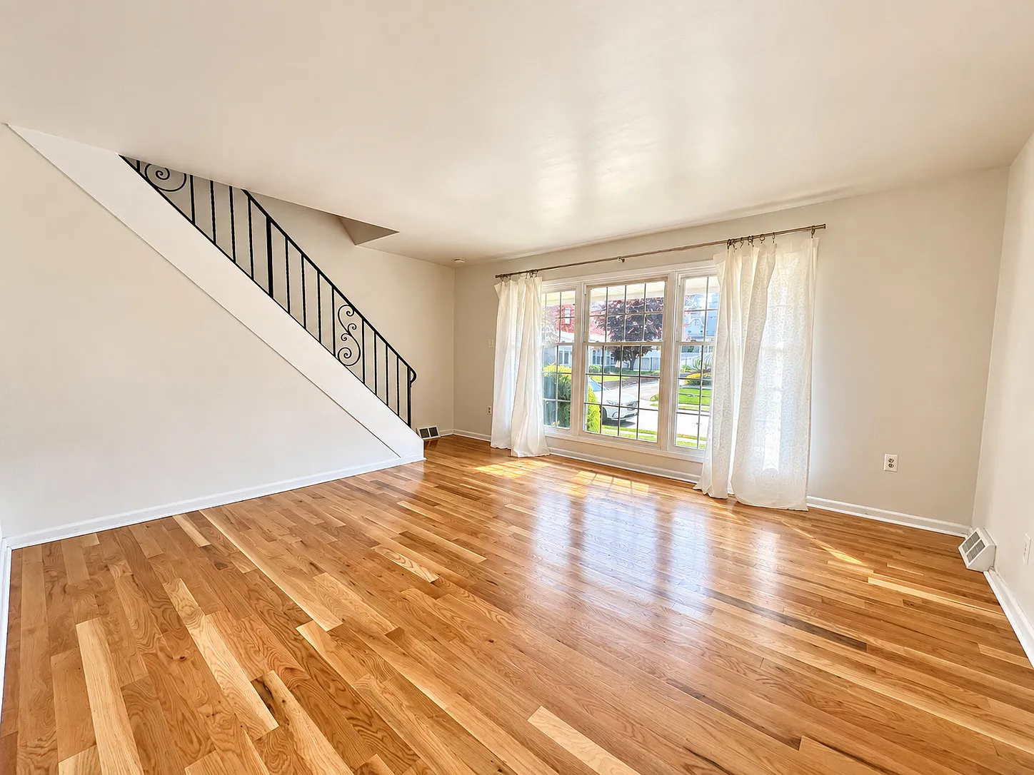 3-Bedroom Bryn Mawr Twin with Central Air, Driveway Parking & Patio — Photo 1