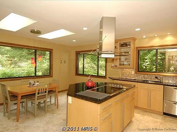 2nd image of 4132 41st St N