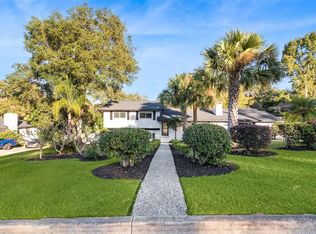 1450 Hilltop Dr, Mount Dora, FL 32757