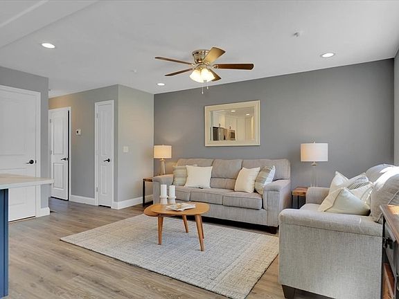 5th image of 7 Dumaine Ave #K