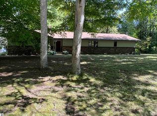 515 S Houghton St, Lake City, MI 49651