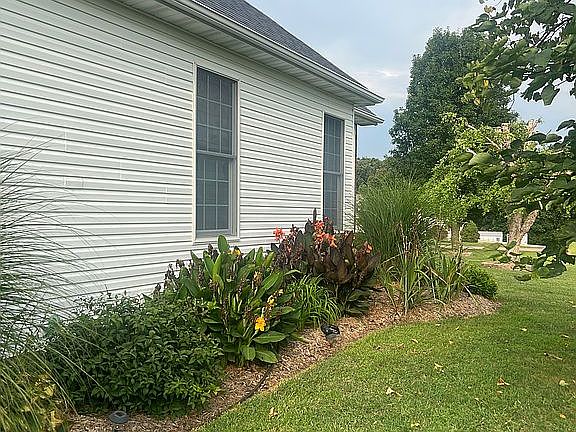 5th image of 15225 Deer Park Ln