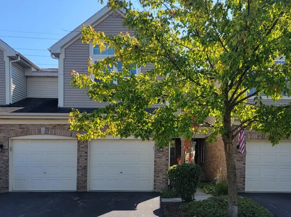 875 McKenzie Station Dr, Lisle, IL 60532