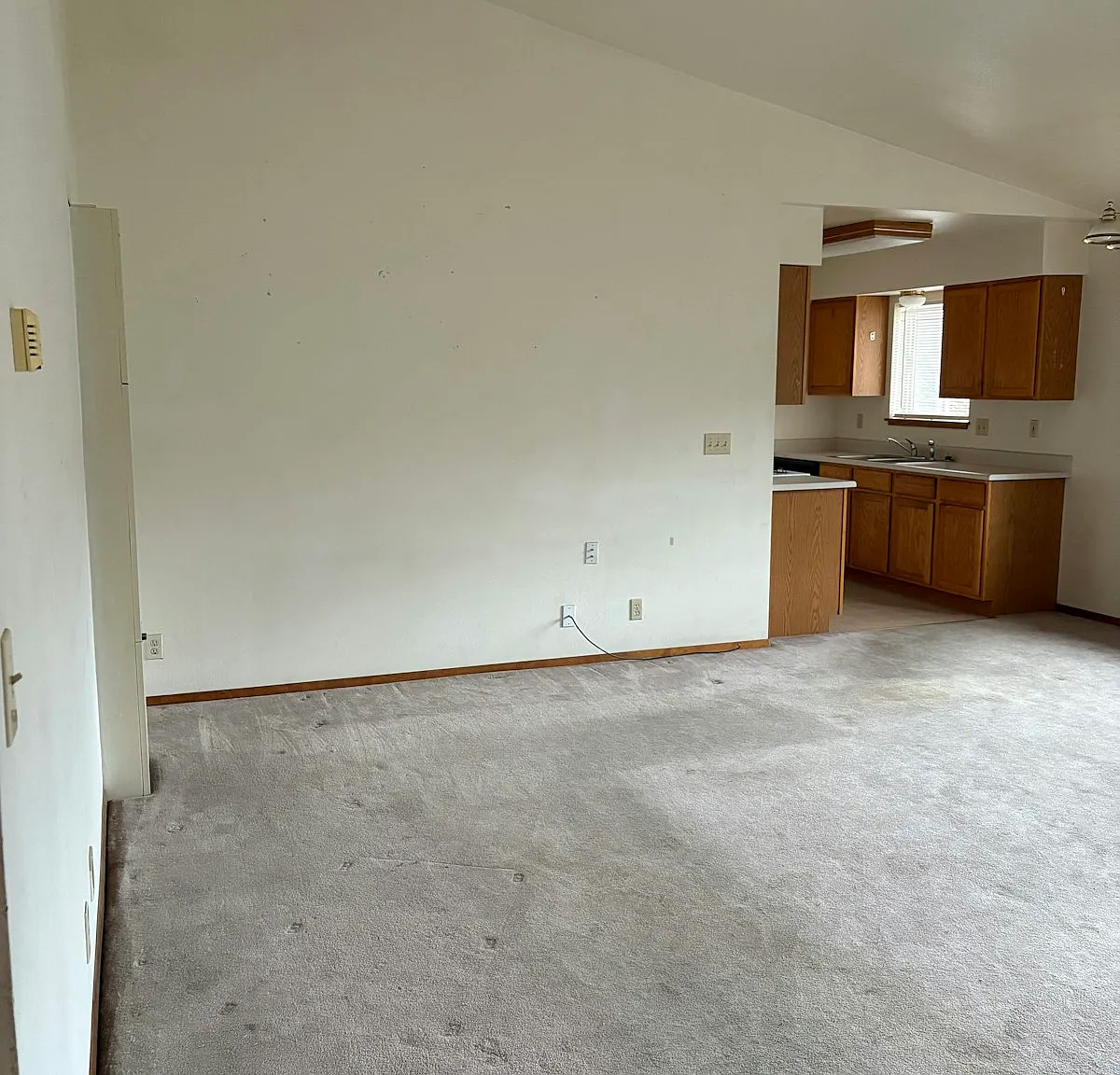 881 Homedale Road, Unit 883 — Photo 3